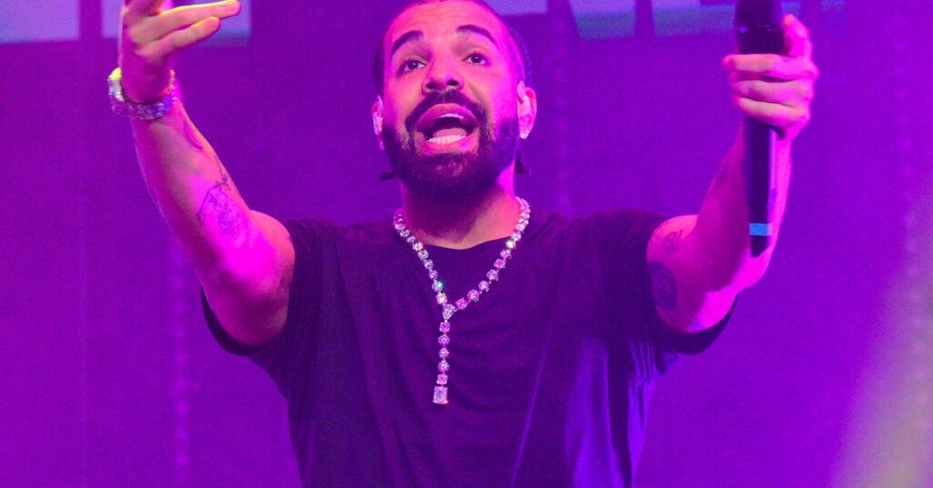 Fan Throws Cell Phone at Drake During his Concert